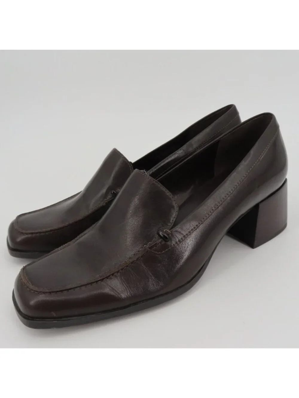 Bandolino VISIONARY Women 8 M Solid Brown Leather Block Heel Shoes Pumps Loafers